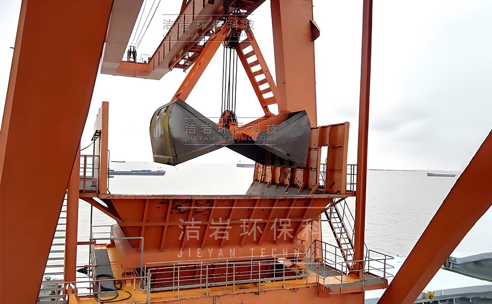 上海华能电厂卸船机干雾抑尘系统